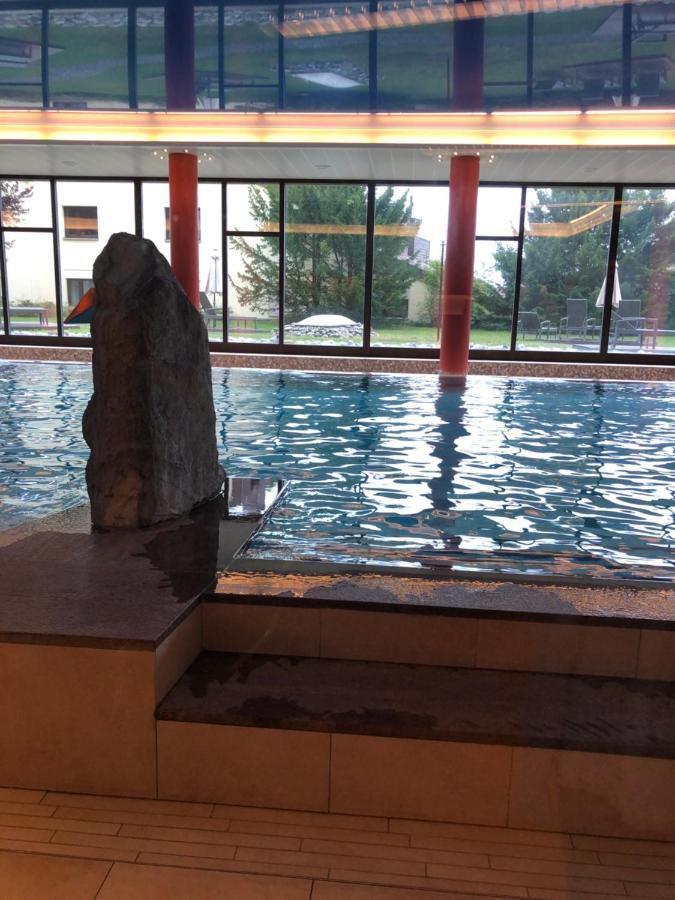 Wohnung Mit See Und Bergsicht Im Vier Sterne Hotel Beatenberg Eksteriør bilde